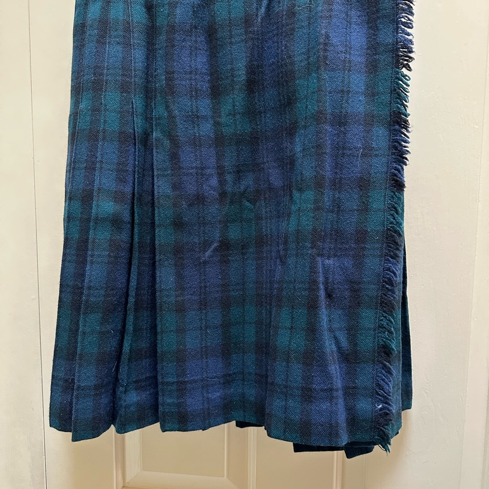 Woman’s Kilt, vintage, wrap, pleated, with fringe, fabric is like new, 24” long